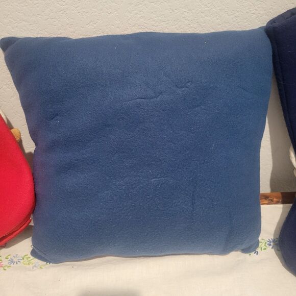 Vintage 90's Christmas Fleece Pillow and 2 stockings matching design - Picture 11 of 13
